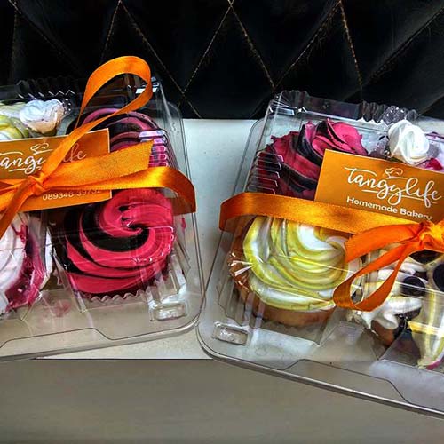 Multi-flavoured Cupcakes - tangylife
